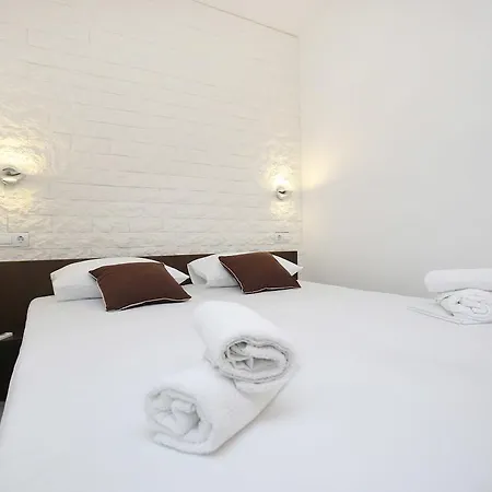 Deluxe Mkc Apartments Zadar Exterior photo