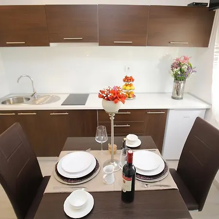 Deluxe Mkc Apartments Zadar Exterior photo