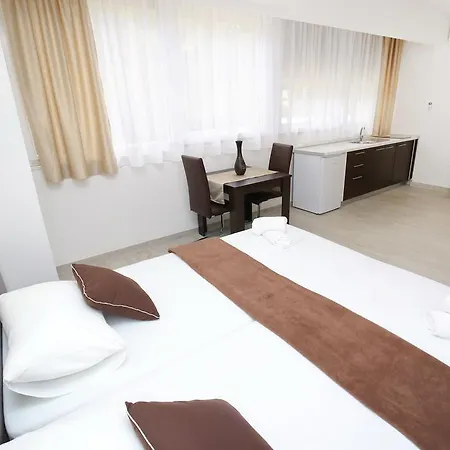 Deluxe Mkc Apartments Zadar Exterior photo